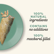 Mackerel fillet on a green plate with text about natural ingredients and mackerel fillet.