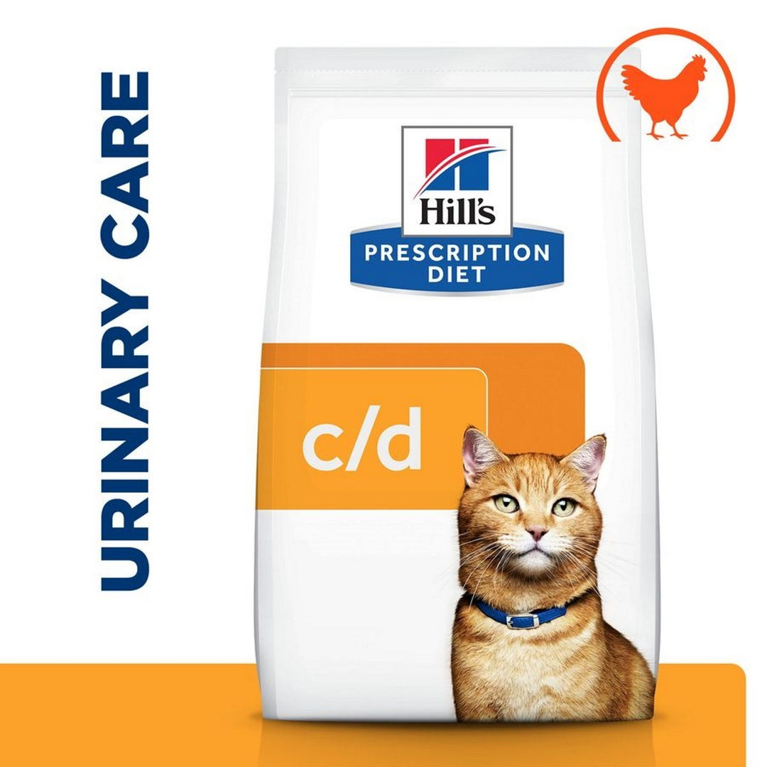 Hills Prescription Diet c/d Urinary Care cat food bag with a cat on the label.