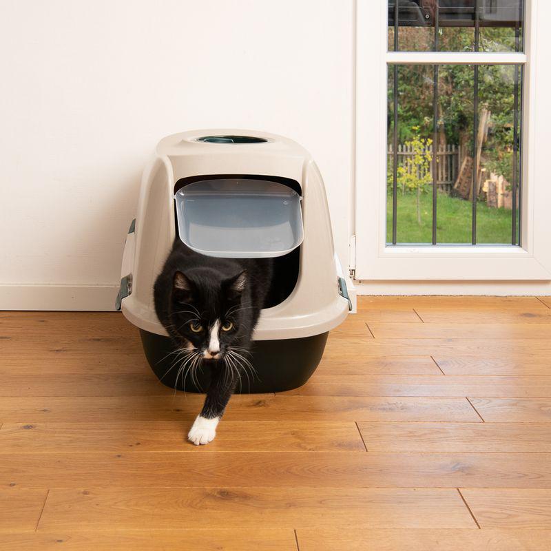 kooa Covered Cat Litter Tray - 90% recycled Plastic